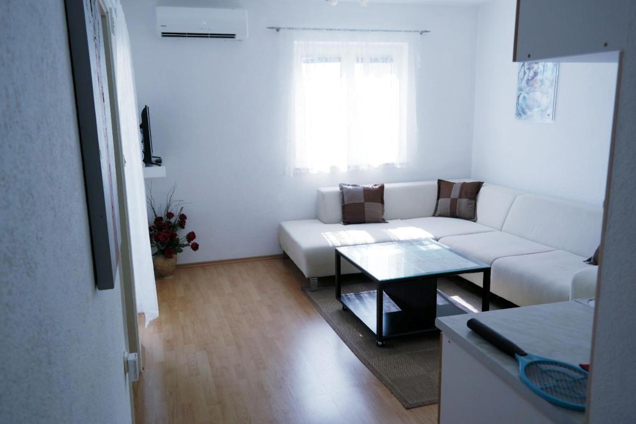 Apartments Gabrijel Vodice Esterno foto